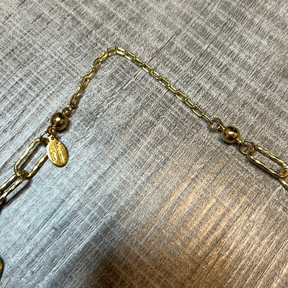 Melania Clara Gold and Pink Chain Necklace - Picture 4 of 6